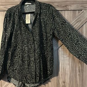 NWT Olive cheetah blouse